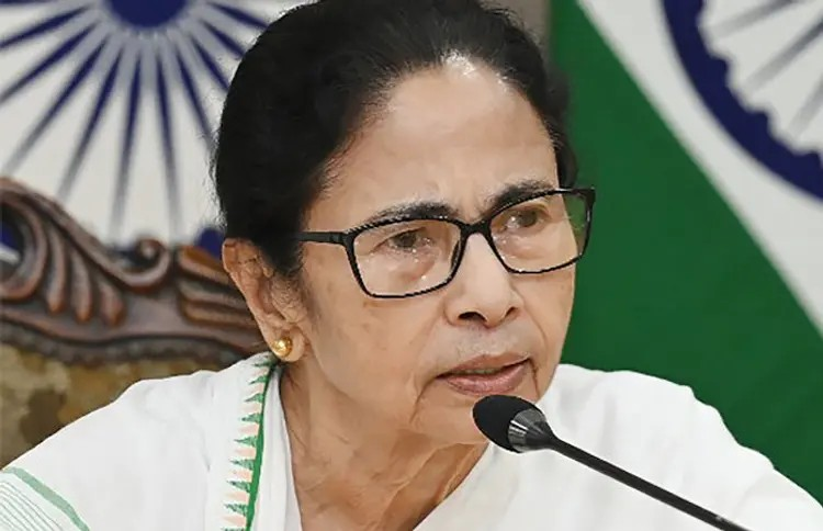 Mamata Banerjee On New Waqf Act