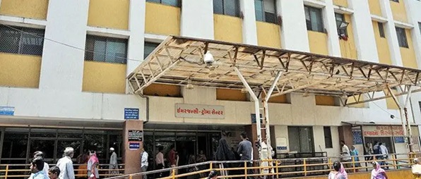 VS Hospital clinical trials : "V S હોસ્પિટલમાં દર્દીઓ પર રૂ.200માં ક્લિનિકલ ટ્રાયલ! ફાર્મા કંપનીઓ દ્વારા દસ્તાવેજો આપવાનો ઈનકાર" 1 rerererere