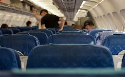 US Plane Hijack: અમેરિકામાં વિમાન હાઈજેક પ્રયાસ! હુમલાખોરને ગોળી મારી દેવામાં આવ્યો, 3 ઘાયલ 1 th 29