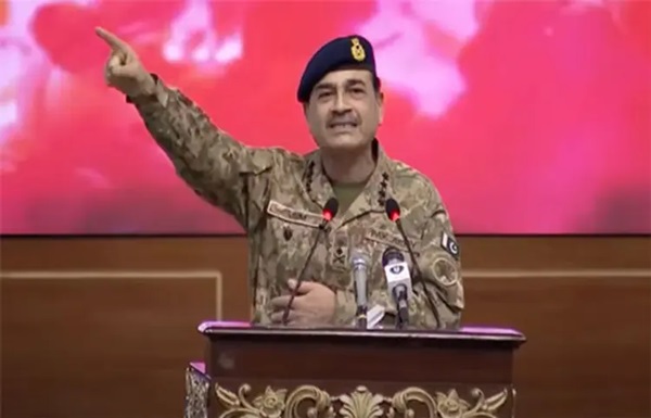 Pakistan Army: પાકિસ્તાન આર્મીનો નવો મુદ્રાલેખ: હવે પોતાને કહ્યું ‘જેહાદી લશ્કર’, જનરલ મુનીરને ઘોષિત કર્યો ‘જેહાદી સેનાપતિ’ 1 WSFWSDF 1