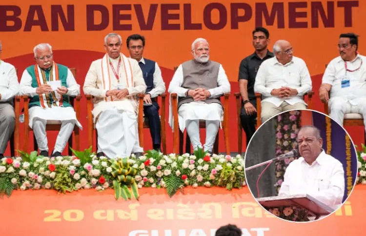 PM Modi distances from Bachu Khabad