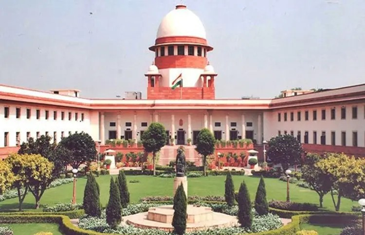 Supreme Court On Maternity Leave: મેટરનિટી લીવ મહિલાઓનો હક, સુપ્રીમ કોર્ટનો કડક નિર્દેશ, કંપની ઈનકાર કરી શકે નહીં 1 Supreme Court On Maternity Leave