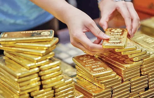 Gold price $3200 worldwide : વિશ્વબજારમાં સોનું પહોંચ્યું $3200 પર, ભારતમાં ભાવ ₹96000ને પાર 1 eythy