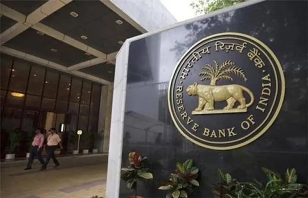 Bank Fraud Report by RBI: RBI રિપોર્ટ ખુલાસો: ખાનગી બેન્કોમાં ₹10088 કરોડ અને સરકારી બેન્કોમાં ₹25667 કરોડની છેતરપિંડી 1 fhgct 1