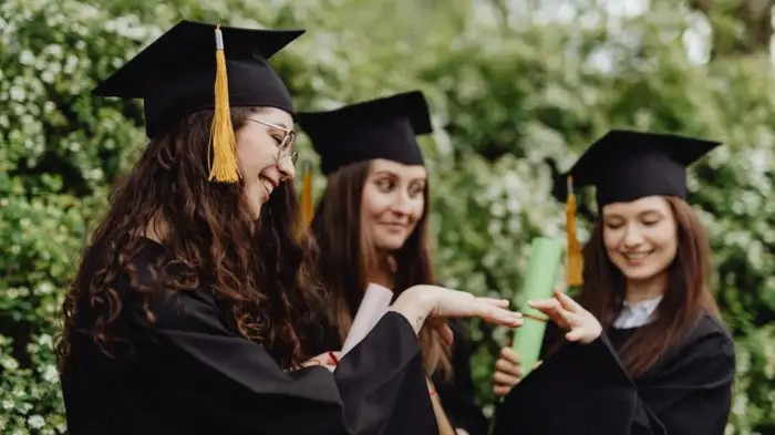 MBA Top Universities: MBA માટે વિશ્વની ટોચની 10 યુનિવર્સિટીઓ કઈ છે અને તેમની ફી કેટલી છે? અહીં જાણો 1 MBA Top Universities