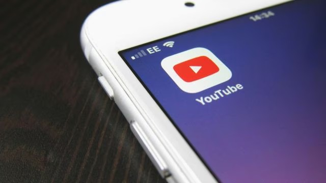 Earn from YouTube: યુટ્યુબ એક નવા જ વ્યવસાય સાથે શહેરથી લઇ ગામડા સુધી છવાઈ ગયું છે,યુટ્યુબે ભારતના ક્રિએટર્સને ૩ વર્ષમાં ૨૧ હજાર કરોડ રૂપિયા વહેંચ્યા, હજી નવા ફીચર્સ સાથે આવી રહ્યું છે , ત્યારે જાણો તમે પણ અહીં કેવી રીતે કમાઈ શકો છો 1 Earn from YouTube