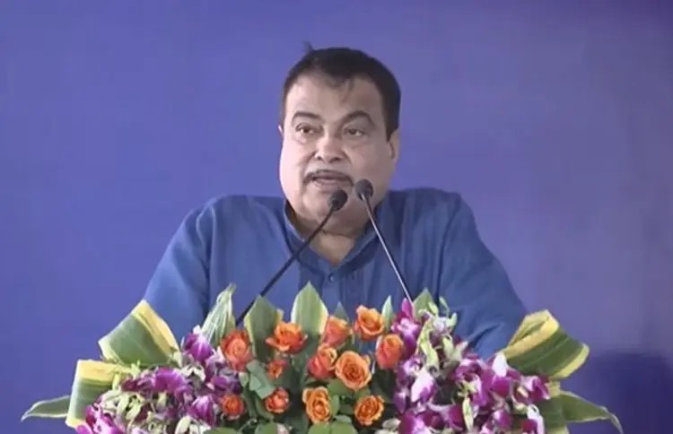 Cashless Treatment Scheme: માર્ગ અકસ્માત પીડિતો માટે કેશલેસ ટ્રીટમેન્ટ સ્કીમ દેશભરમાં લાગુ 1 Cashless Treatment Scheme
