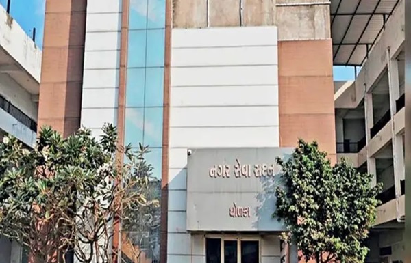 Internal Dispute in BJP : ભાજપમાં ફૂટ! ધોળકાની નગરપાલિકાના 12 સભ્યોએ રાજીનામું આપ્યું 1 sDSsds
