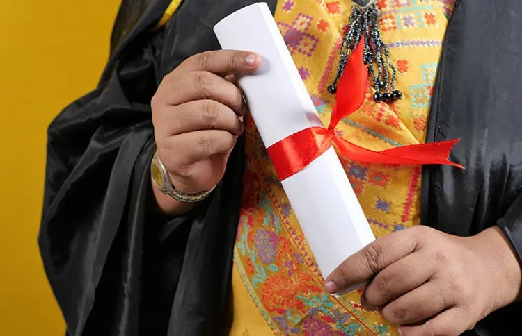 Fake Degree Scam Exposed: મોનાડ યુનિવર્સિટીનો નકલી ડિગ્રી કાંડ, એક લાખમાં એલએલએમ, ચેરમેન સહિત 11 ઝડપાયા 1 Fake Degree Scam Exposed