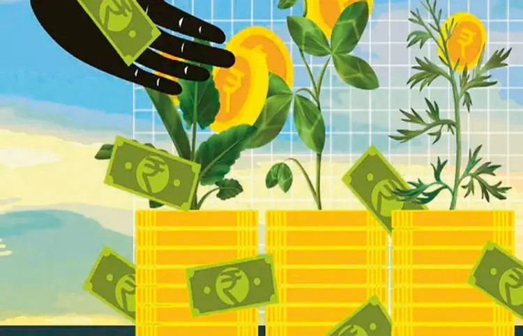 Equity funds flow decline: એપ્રિલમાં ઈક્વિટી ફંડમાં રોકાણ ઘટ્યું, છતાં SIP અને ડેટ ફંડોમાં તેજી 1 Equity funds flow decline