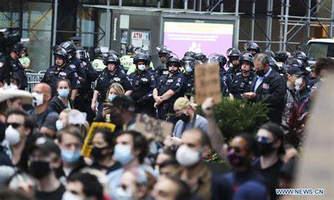 social unrest and political instability in the US and India: આજે અમેરિકામાં જે થઈ રહ્યું છે, તે કાલે ભારતમાં, તમારા શહેરમાં, તમારા ઘરની નજીક થઈ શકે છે, અમેરિકા ભડકે કેમ બળી રહ્યું છે ? ભારતમાં પણ ભડકે બળી શકે છે,સાવધાન 1 OIP 6