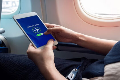 What happens if flight mode is off during flight