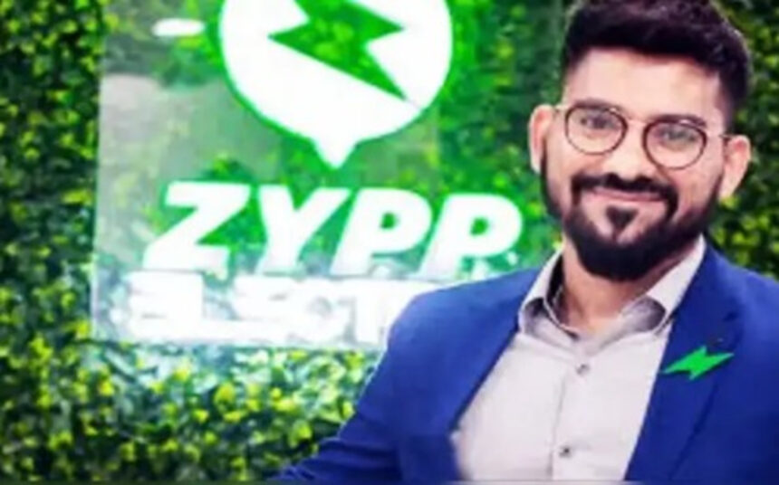 Success Story Of Zypp Electric Founder Akash Gupta: ૧૩,૦૦૦ રૂપિયા પગાર મેળવનાર વ્યક્તિએ ૩,૦૦૦ કરોડ રૂપિયાની કંપની બનાવી, આ ચમત્કાર કેવી રીતે થયો? 1 Success Story Of Zypp Electric Founder Akash Gupta