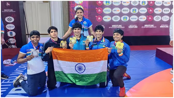 Indian women wrestlers won team title in Under 23 Asian Championship