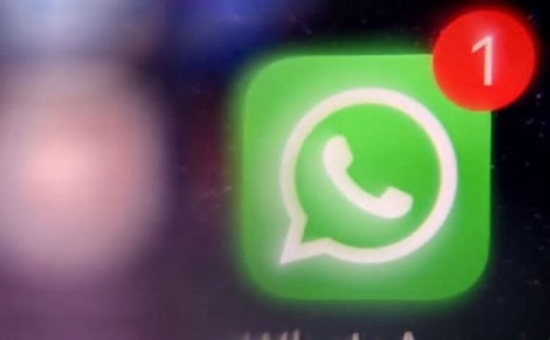 WhatsApp Banned in White House