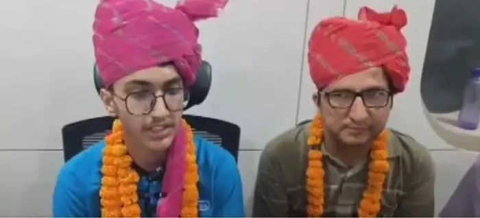 NEET Topper Mahesh Kumar Success Story: પરીક્ષામાં પેપર જોઈને ડરી ગયેલો છોકરો, જ્યારે પરિણામ આવ્યું, ત્યારે તે ઓલ ઈન્ડિયા ટોપર બન્યો 1 NEET Topper Mahesh Kumar Success Story