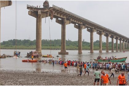 Gujarat bridge collapse