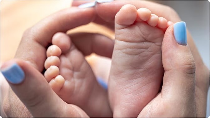Child Birth Planning: યુવાનોનો પ્રજનન દર ઘટ્યો, ગર્ભધારણની સરેરાશ ઉંમર 28 વર્ષ સુધી પહોંચી ગઈ; UNFPA રિપોર્ટમાં ચેતવણી આપવામાં આવી છે 1 Child Birth Planning