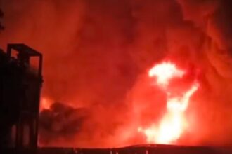 Iraq shopping mall fire