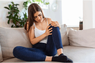 what causes arthritis in women