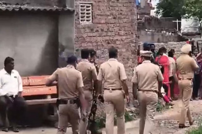 maharashtra yavat village social media post: પુણેમાં વાંધાજનક સોશિયલ મીડિયા પોસ્ટ બાદ હોબાળો, દૌંડ તાલુકાના યાવત ગામમાં ભારે પોલીસ બંદોબસ્ત તૈનાત 1 maharashtra yavat village social media post: