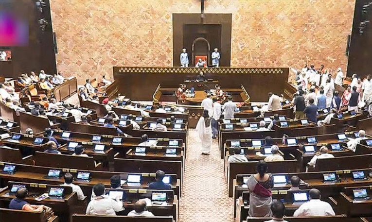 Monsoon Session: બિહાર SIR પર સંસદમાં હોબાળો, બંને ગૃહો મુલતવી; રાજ્યસભામાં શિબુ સોરેનને શ્રદ્ધાંજલિ 1 Screenshot 2025 08 04 162941