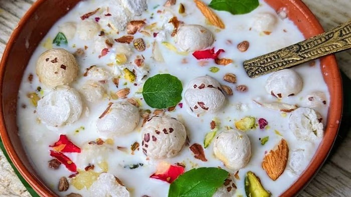 Janmashtami 2025 Bhog Recipes: શ્રી કૃષ્ણના પ્રિય પાંચ ભોગ, આ જન્માષ્ટમી પર ઘરે બનાવો 1 Janmashtami 2025 Bhog Recipes