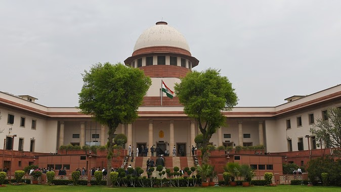 Supreme Court: સોલિસિટર જનરલે કહ્યું - ED એ 23000 કરોડ રૂપિયાની મની લોન્ડરિંગ રકમ રિકવર કરી અને પીડિતોને પરત કરી. 1 Supreme Court