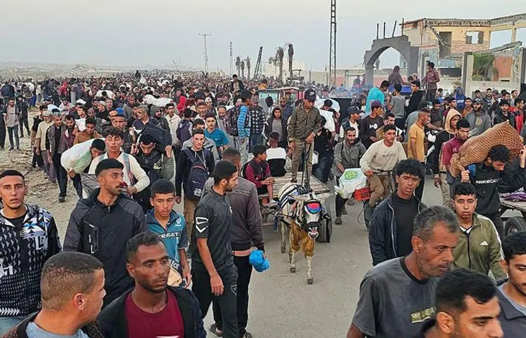 Israel attack Gaza strip