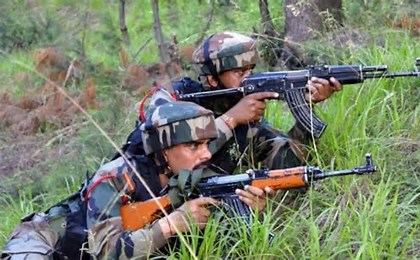 Jammu and Kashmir News : જમ્મુ-કાશ્મીરના કુલગામમાં 2 જવાન શહીદ, એક આતંકી ઠાર 1 th 34