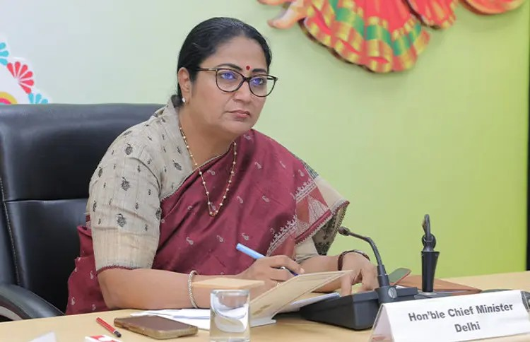 Rekha Gupta Attack: