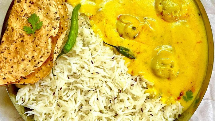How to Make Perfect Pakoras for Kadhi
