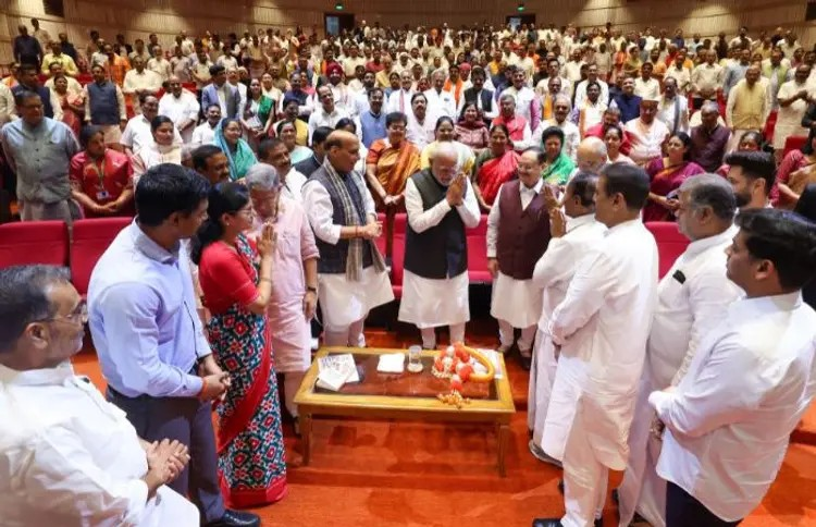 Vice President Election: ઉપરાષ્ટ્રપતિપદ માટે રેસ શરૂ, આ દિગ્ગજો છે દાવેદાર 1