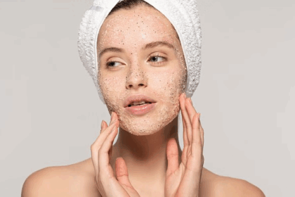 Coffee scrub for tan removal