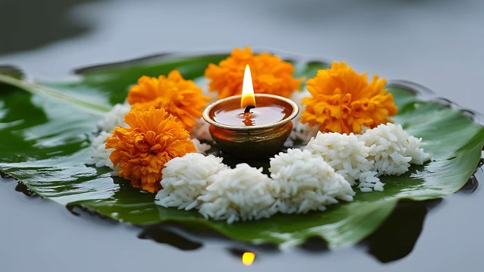 Pitru Paksha 2025: પિતૃ પક્ષમાં શ્રાદ્ધ શા માટે કરવામાં આવે છે, તેને ન કરવાથી શું અસર થાય છે? 1 Pitru Paksha 2025