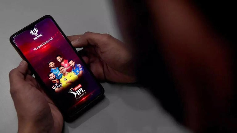 Online gaming law India: ઓનલાઈન ગેમિંગ કાયદાથી ભારતના RMG ઉદ્યોગને મોટો ફટકો, ચાર યુનિકોર્ન કંપનીઓનો દરજ્જો ખોવાયો 1 Online gaming law India