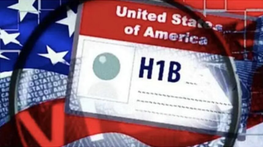 Trump H1B visa fee: H-1B વિઝા પર ટ્રમ્પનો મોટો ઝટકો: નવા અરજદારો માટે $100,000 ફી લાગુ 1 Screenshot 21 9 2025 103611 www.amarujala.com