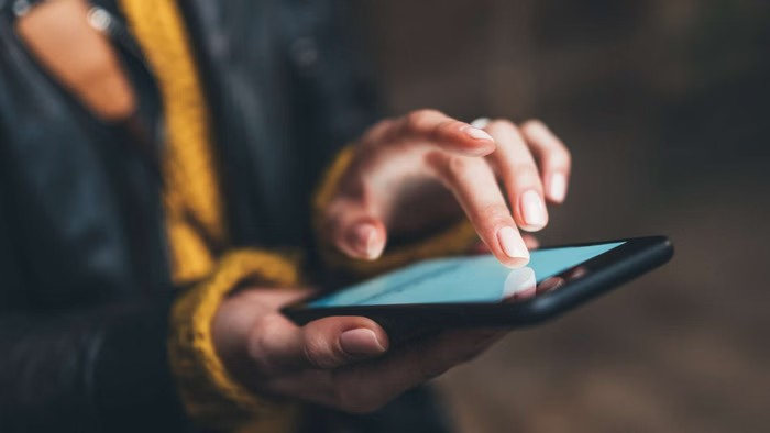 Mobile Buying Tips: સેકન્ડ હેન્ડ ફોન ખરીદતા લોકો સાવધાન રહેજો, જાણો કેવી રીતે ચકાસશો કે ફોન ચોરાયેલો તો નથી 1 Mobile Buying Tips