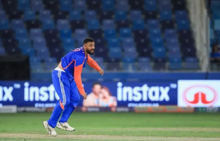 Varun Chakravarthy T20 No 1 bowler: વરુણ ચક્રવર્તીનો ઐતિહાસિક કારનામો, વિશ્વનો નંબર વન T20 બોલર બનનાર ત્રીજો ભારતીય 1 hru8t19k