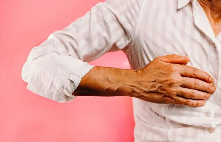 bacterial infection heart attack risk: ધમનીઓમાં છુપાયેલા બેક્ટેરિયા પણ હાર્ટ એટેકની સંભવના વધારી શકે છે, વૈજ્ઞાનિકોની ચેતવણી 1