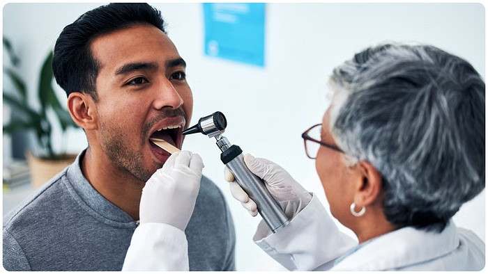 Early Signs of Oral Cancer