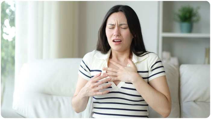 Breathlessness: શું તમને વારંવાર શ્વાસ લેવામાં તકલીફ થાય છે? શું તમારા હૃદય અને ફેફસાં નબળા પડી ગયા છે? 1 Breathlessness