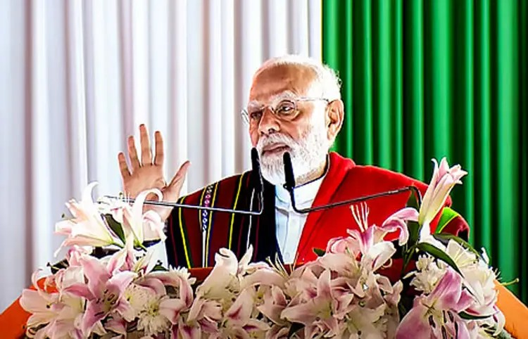 Bhavnagar Development Projects 2025: ભાવનગરમાં સમૃદ્ધિ કાર્યક્રમ: પ્રધાનમંત્રી મોદીએ ૩૪,૨૦૦ કરોડના વિકાસ કાર્યોનું ઉદ્ઘાટન-શિલાન્યાસ કર્યા, આત્મનિર્ભર ભારત માટે વિદેશી નિર્ભરતા પર પ્રહાર અને શિપિંગ સેક્ટરમાં સુધારા પર ભાર મૂક્યો 1