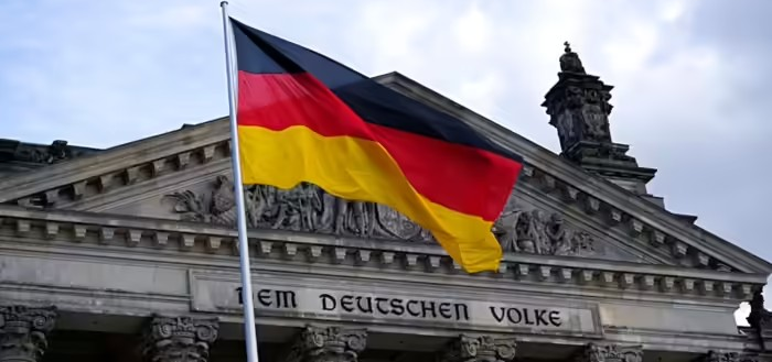 Study in Germany: આ દેશ ભારતીયો માટે ઉદાર બન્યો છે, અભ્યાસ માટે મફત વિઝા આપી રહ્યો છે. જાણો કયા વિદ્યાર્થીઓને ફાયદો થશે. 1 ve6i2q6s