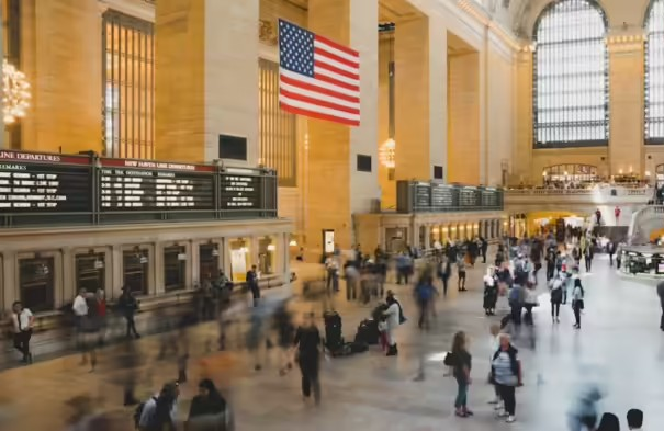 US Job Market Situation: અમેરિકામાં નોકરી શોધનારાઓ માટે ખરાબ સમાચાર, લાખો નોકરીઓ ઘટી છે, સરકારે પોતે કહ્યું 1 US Job Market Situation