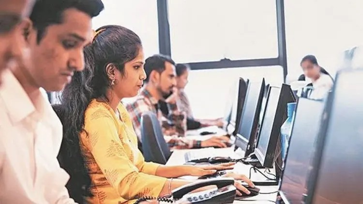 India services PMI: નિકાસ અને માગમાં ઘટાડા વચ્ચે સપ્ટેમ્બરમાં ભારતનો સેવા ક્ષેત્રનો PMI ઘટી 60.9 પર પહોંચ્યો 1 4asrs4gh