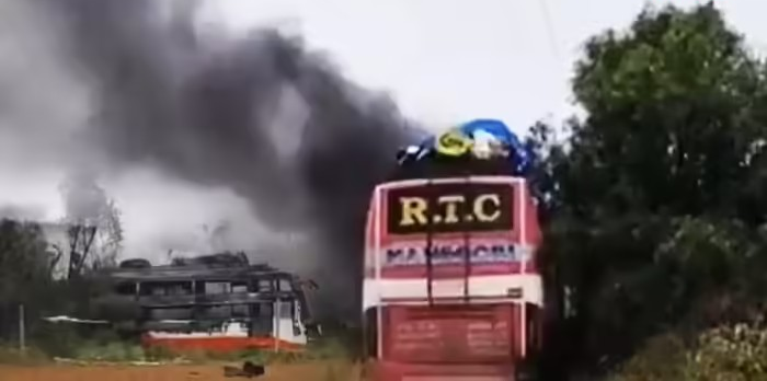 Bus fire accidents India: દેશમાં વધતા બસ આગકાંડ: ખામીયુક્ત ડિઝાઇન, ઓવરલોડિંગ અને બેદરકારીથી 15 દિવસમાં 50થી વધુ મોત 1 7ywuhjwd