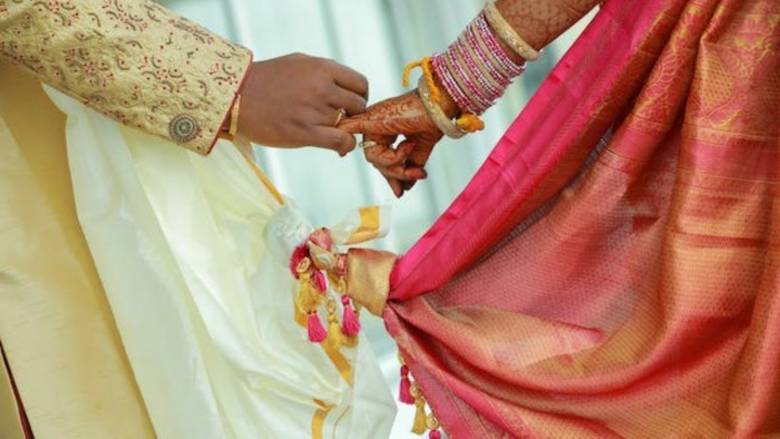 Love Marriage Disputes India: લવ મેરેજ પછી જો ઝઘડો વધે તો શું કહે છે કાયદો, જાણો બંને પક્ષોના હક અને કાનૂની વિકલ્પો 1 8hyzgw17