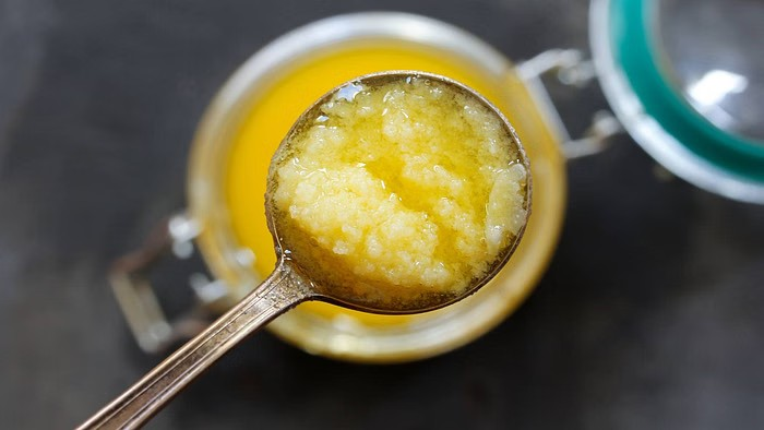 Pure ghee identification test: ઘી ખરીદતા પહેલા, ભેળસેળ ઓળખવા માટે આ પરીક્ષણ અવશ્ય કરો. 1 8j9szidf