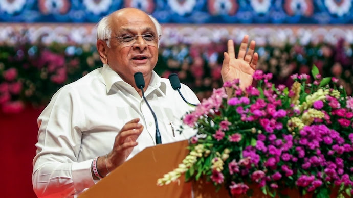 all 16 ministers of the bhupendra patel cabinet resigned on thursday 171238584